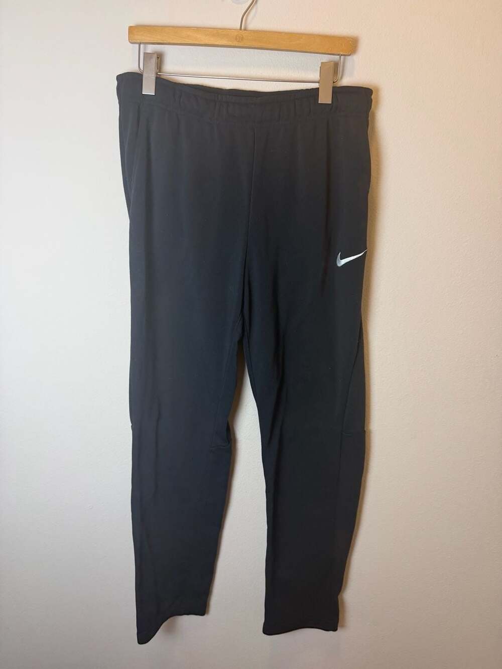 Nike Dri-FIT Black Athletic Pants Size L